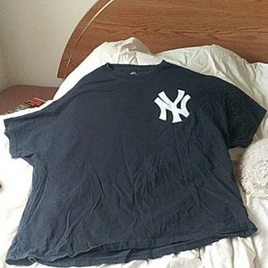 Yankees t-shirt